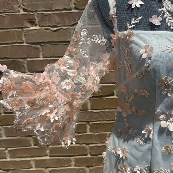 Adrianna Papell pink/white embroidered bell sleeve short dress, size 6, NWT - Picture 3 of 8